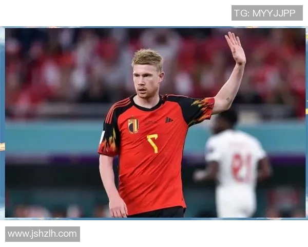 德布劳内赛场情绪爆发引发争议 裁判如何果断应对处理事件